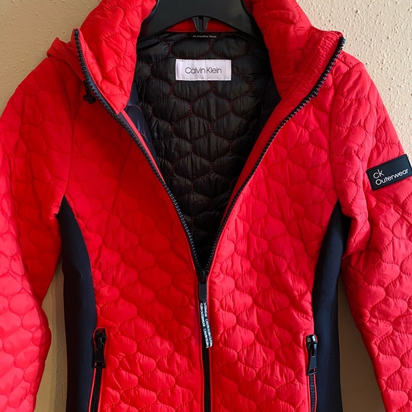 Ck puffer jacket - Picture 2 of 6